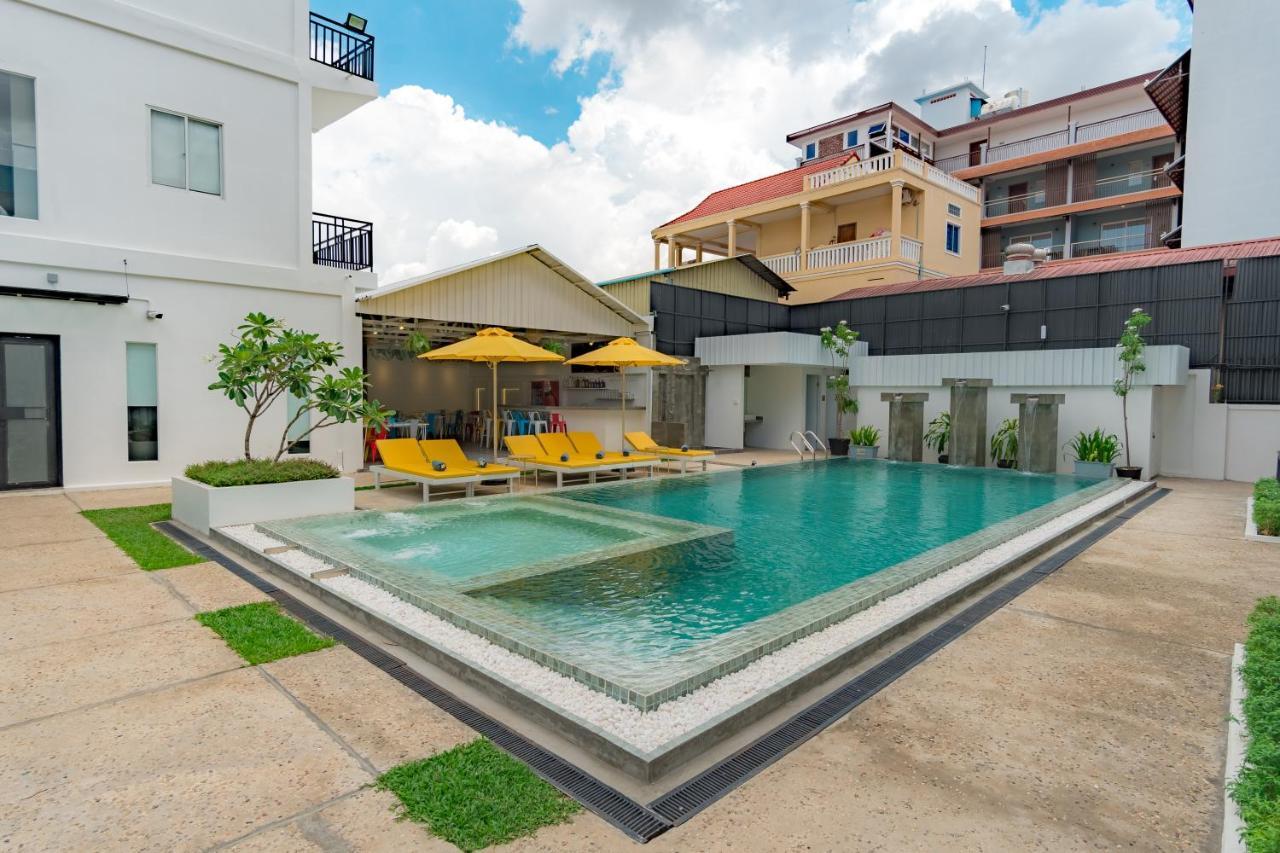 Glow Inn Siem Reap Exteriör bild